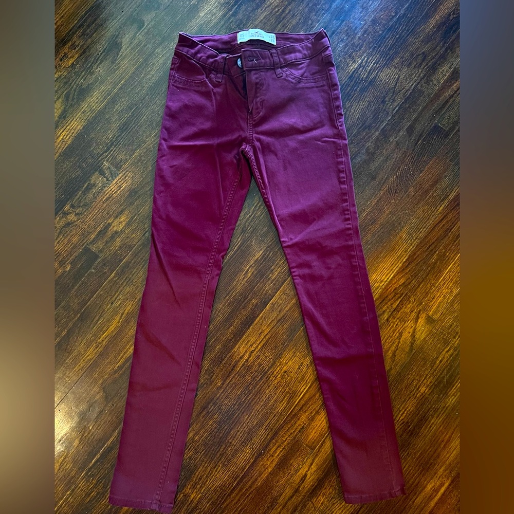 Hollister Jeans- Women’s size 24 waist Length 29L